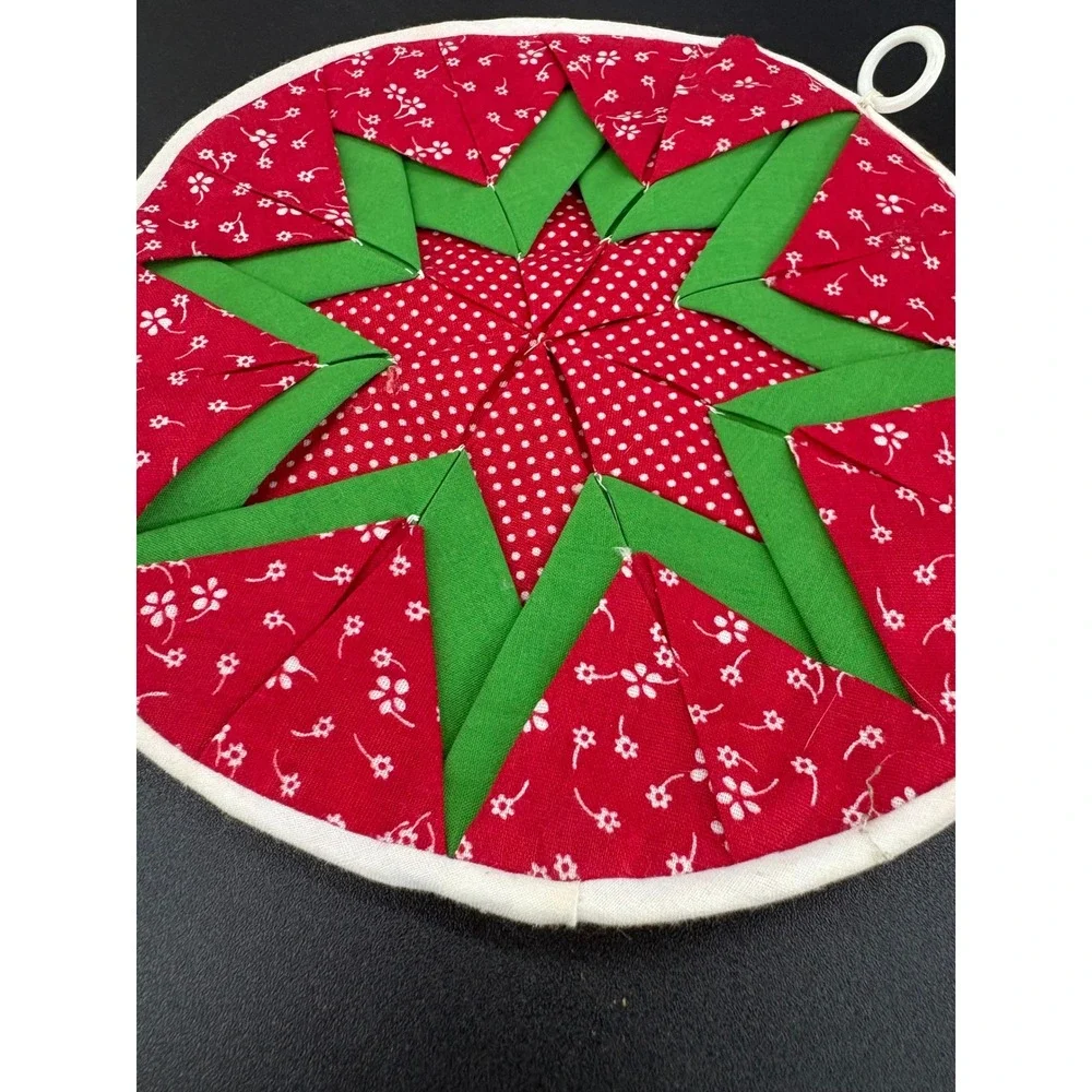 Vintage Handmade Quilted Folded Star Pot Holder Red Green Floral Grannycore 8